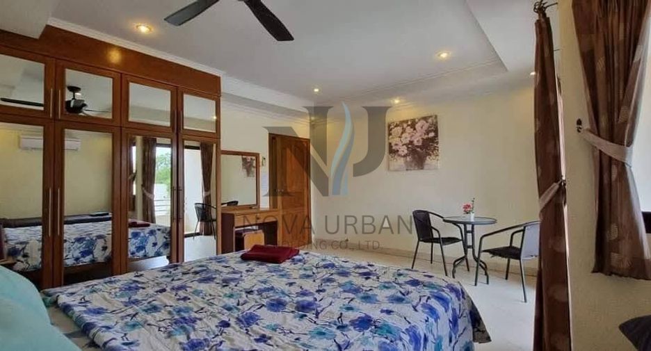 Villa en alquiler de 5 habitaciones en Jomtien, Pattaya