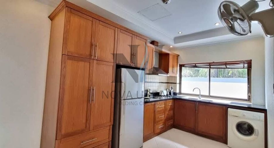 Villa en alquiler de 5 habitaciones en Jomtien, Pattaya