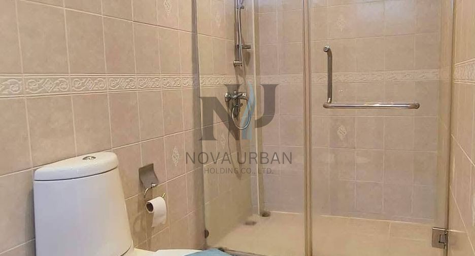 Villa en alquiler de 5 habitaciones en Jomtien, Pattaya