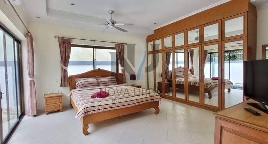 Villa en alquiler de 5 habitaciones en Jomtien, Pattaya