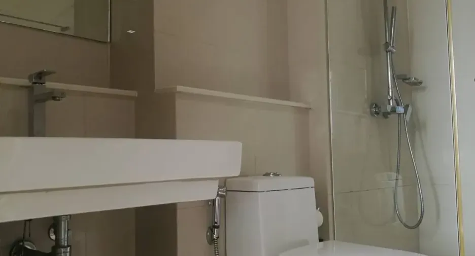 For rent studio condo in Watthana, Bangkok