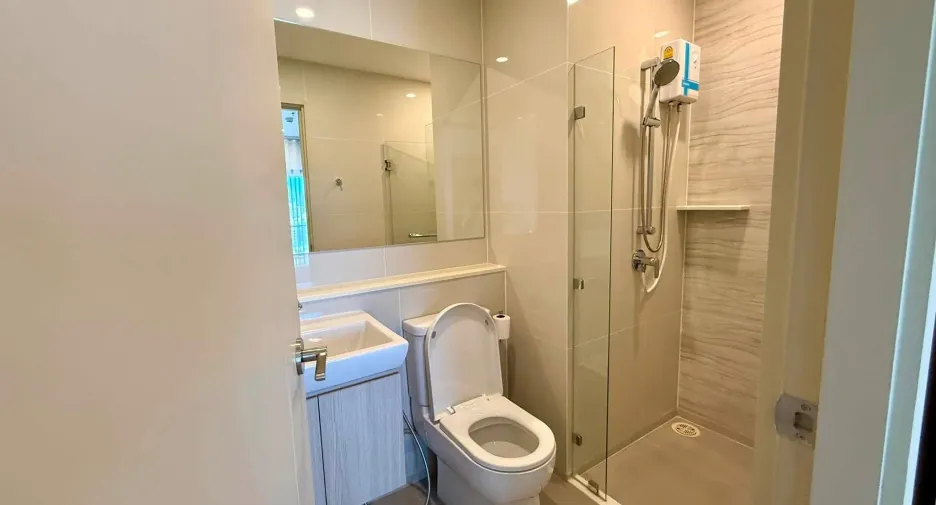 Condo en alquiler de 1 habitaciones en Khlong Toei, Bangkok