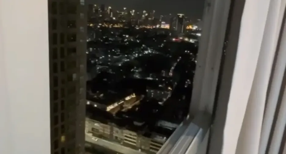 For rent 2 bedrooms condo in Yan Nawa, Bangkok