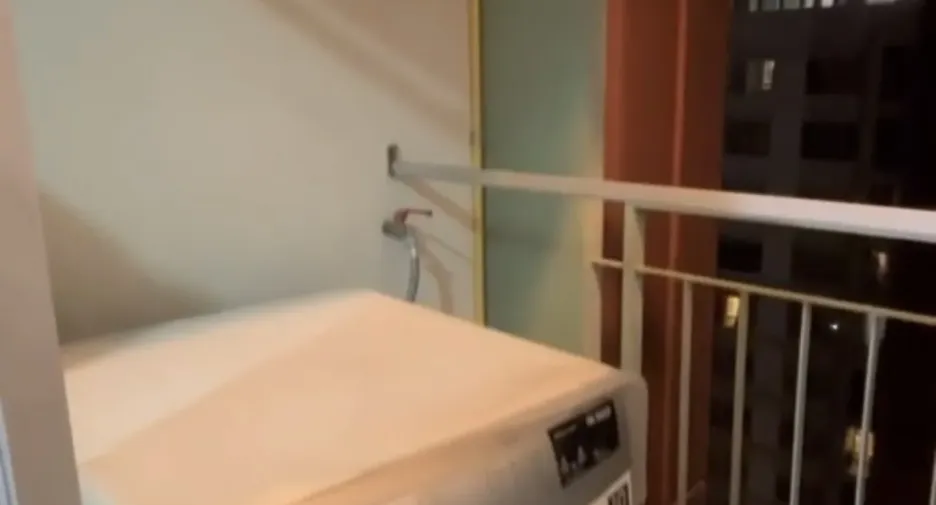 For rent 2 bedrooms condo in Yan Nawa, Bangkok