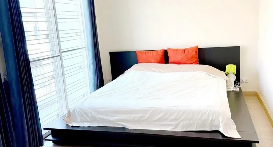 For rent 3 bedrooms townhouse in Mueang Chiang Mai, Chiang Mai