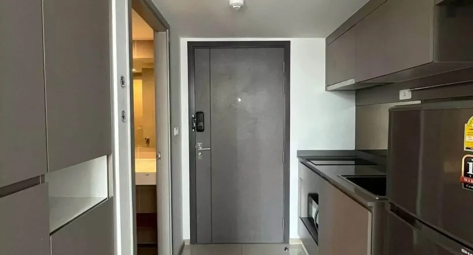 For rent 1 bed condo in Bang Kapi, Bangkok