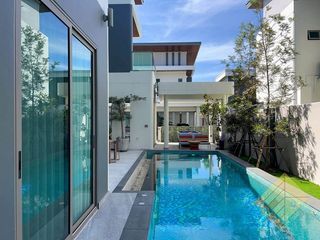 出租 和 出售 5 卧室 独立屋 在 Bang Lamung, Chon Buri