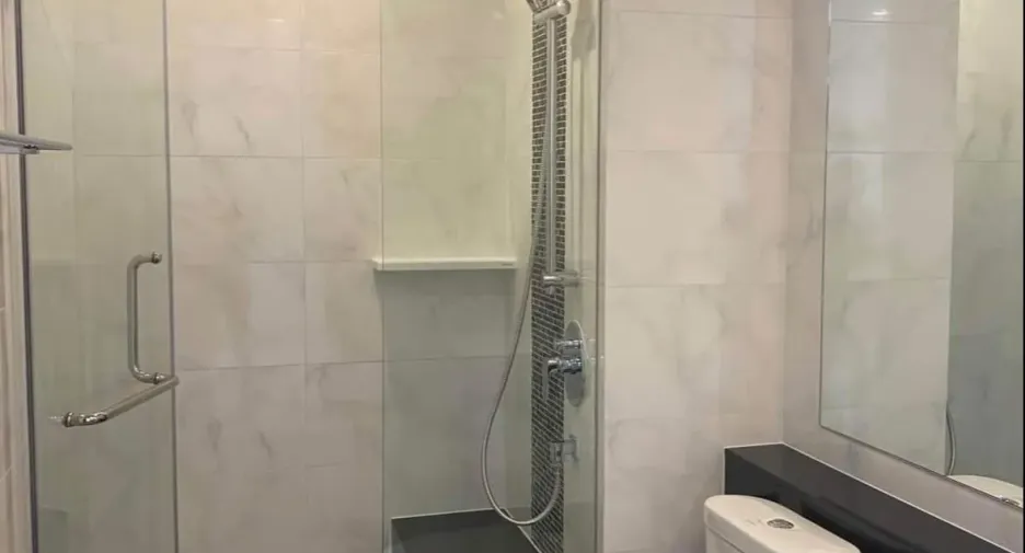 For rent 1 bed condo in Yan Nawa, Bangkok
