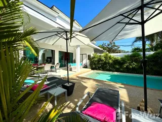 Villa en alquiler de 2 habitaciones en Mueang Phuket, Phuket