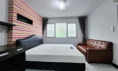 For rent studio condo in Phra Khanong, Bangkok