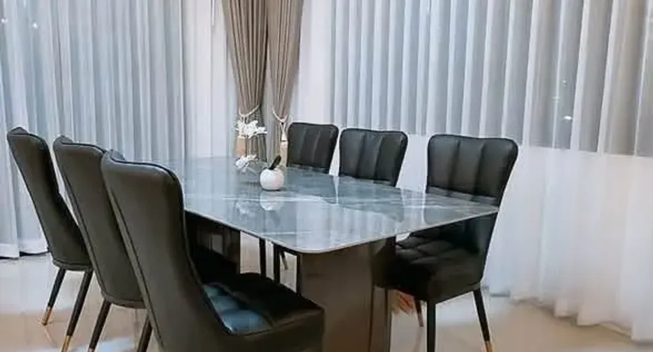 Haus zum Kauf mit 4 Zimmer in Hua Hin, Prachuap Khiri Khan