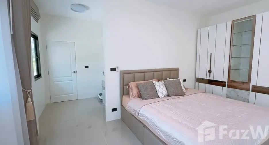 Haus zum Kauf mit 4 Zimmer in Hua Hin, Prachuap Khiri Khan