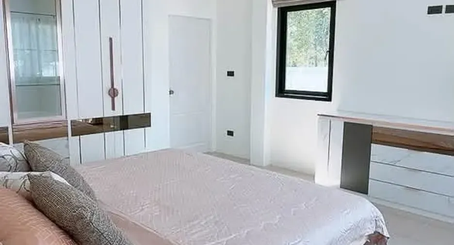Haus zum Kauf mit 4 Zimmer in Hua Hin, Prachuap Khiri Khan
