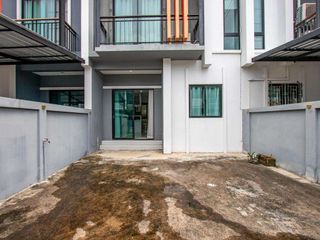 À vendre 3 chambres maison à San Sai, Chiang Mai