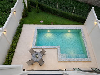 For rent 4 bedrooms house in Mueang Chiang Mai, Chiang Mai