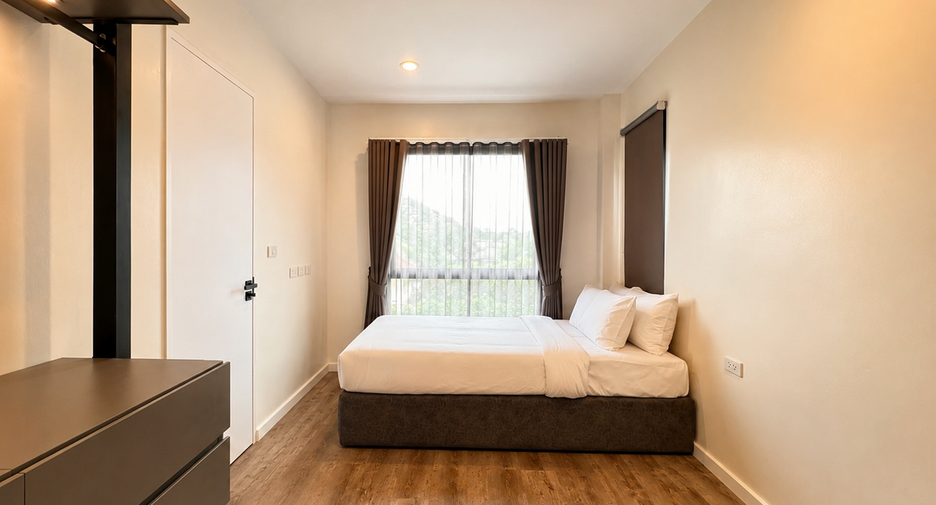 For rent 4 bedrooms house in Mueang Chiang Mai, Chiang Mai
