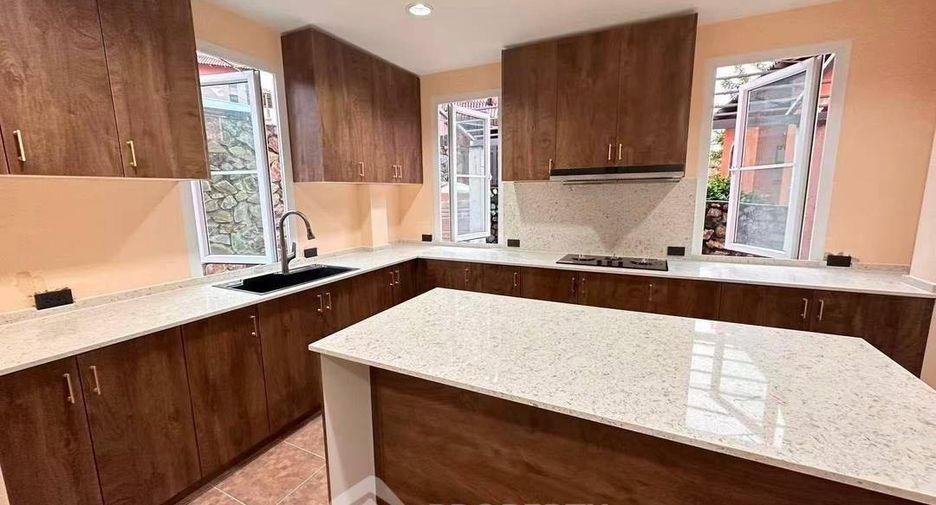For sale 3 bedrooms house in Bang Lamung, Chonburi