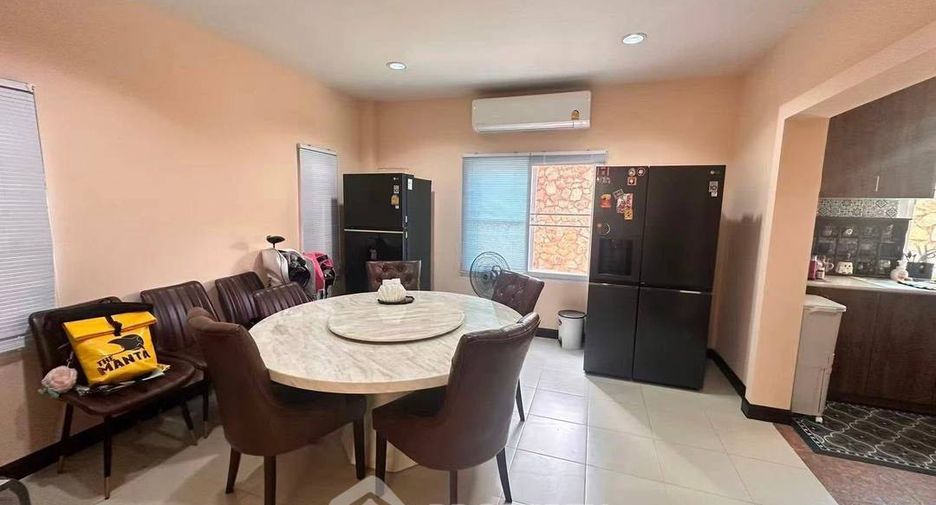 For sale 3 bedrooms house in Bang Lamung, Chonburi