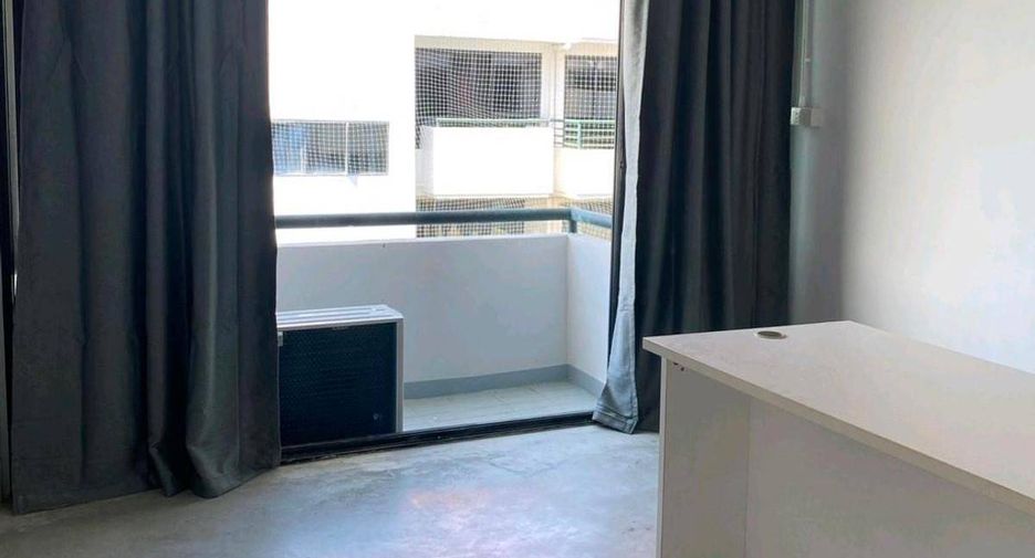 For rent and for sale 2 bedrooms condo in Phra Khanong, Bangkok