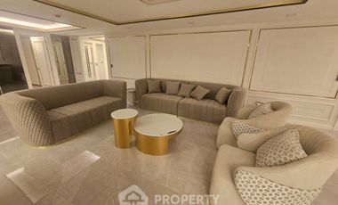 Wohnung zum Kauf mit 3 Zimmer in Khlong Toei, Bangkok