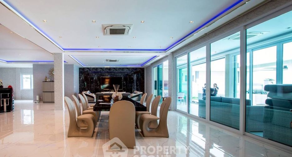 For rent and for sale 10 bedrooms villa in Bang Lamung, Chonburi