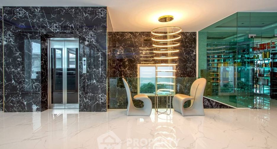 For rent and for sale 10 bedrooms villa in Bang Lamung, Chonburi