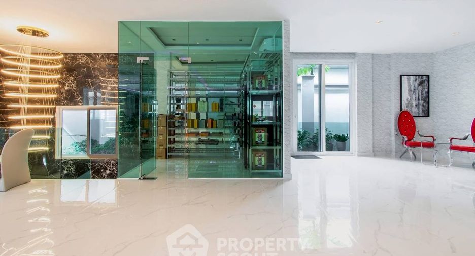 For rent and for sale 10 bedrooms villa in Bang Lamung, Chonburi