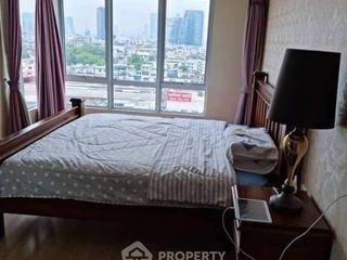 For sale 2 bedrooms condo in Thon Buri, Bangkok