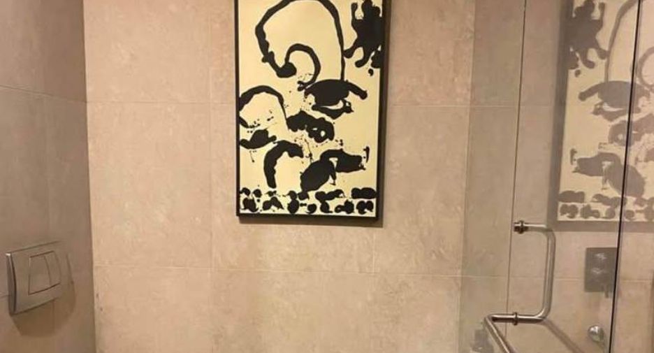 For sale 3 ベッドルーム apartment in Sathon, Bangkok