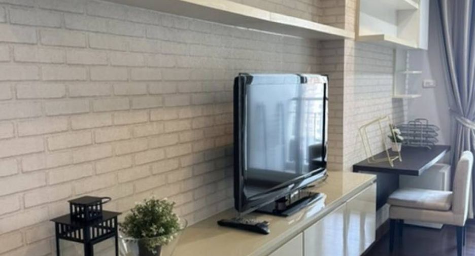 For sale 1 bed condo in Watthana, Bangkok
