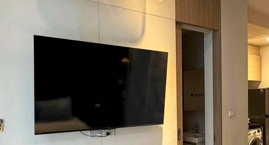 For sale 1 bed condo in Khlong Toei, Bangkok