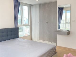 For sale 2 bedrooms condo in Yan Nawa, Bangkok