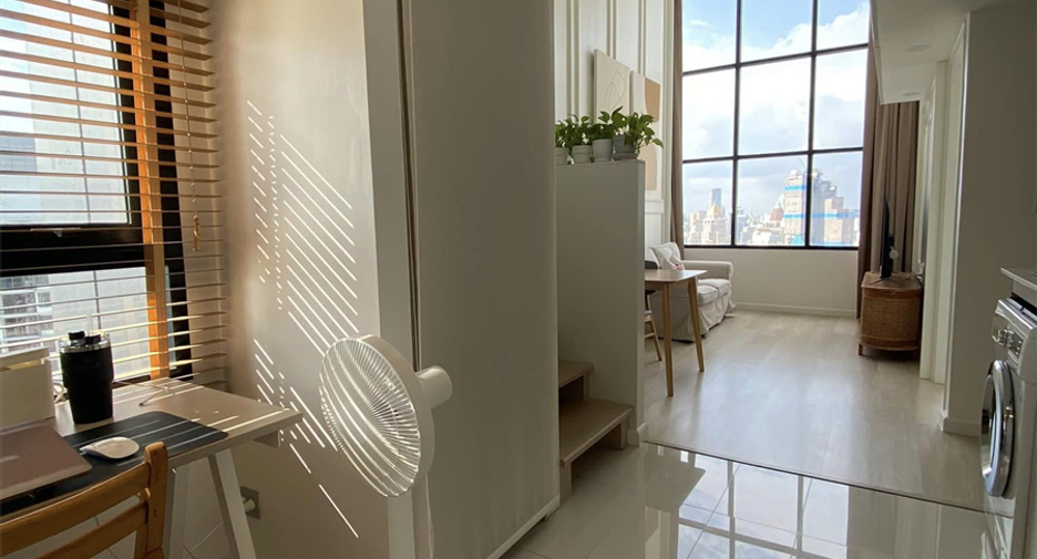For rent 2 bedrooms condo in Sathon, Bangkok