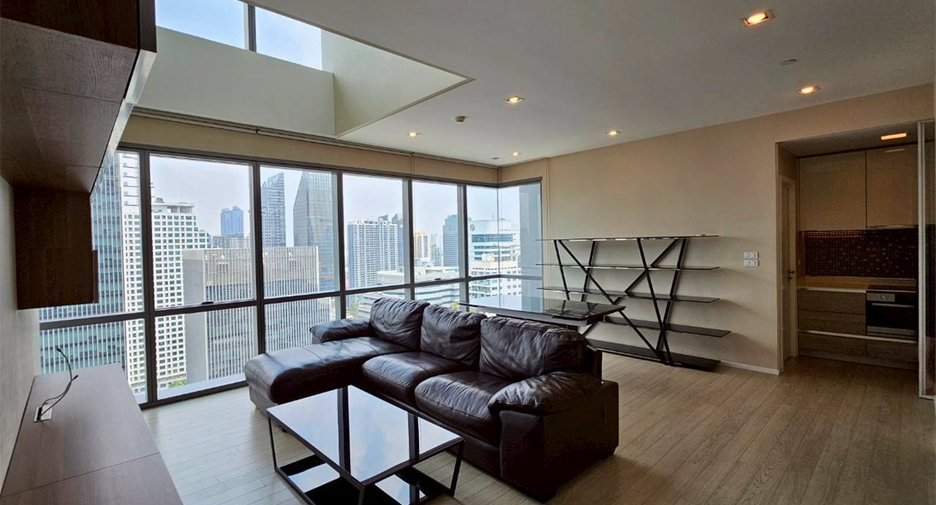For rent 2 bedrooms condo in Watthana, Bangkok
