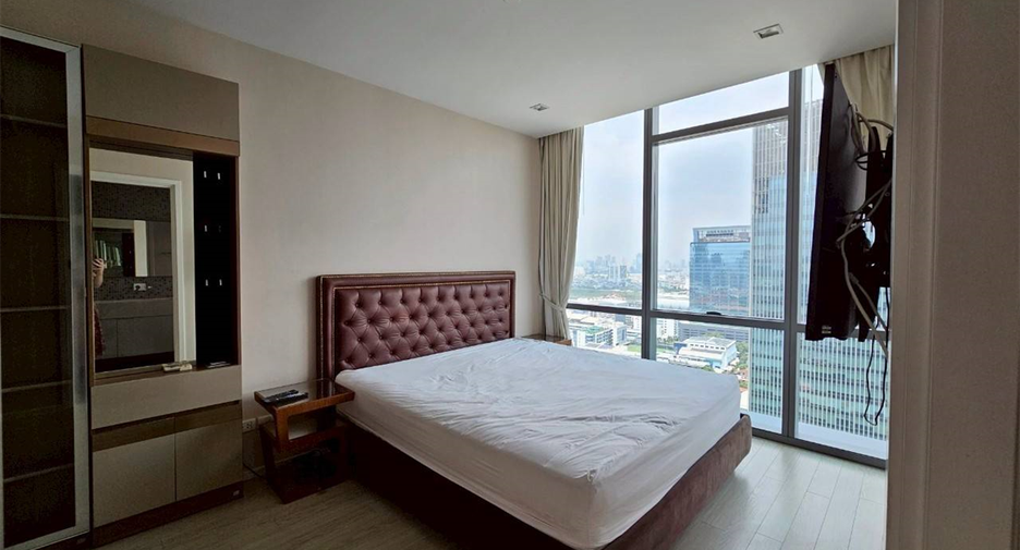 For rent 2 bedrooms condo in Watthana, Bangkok