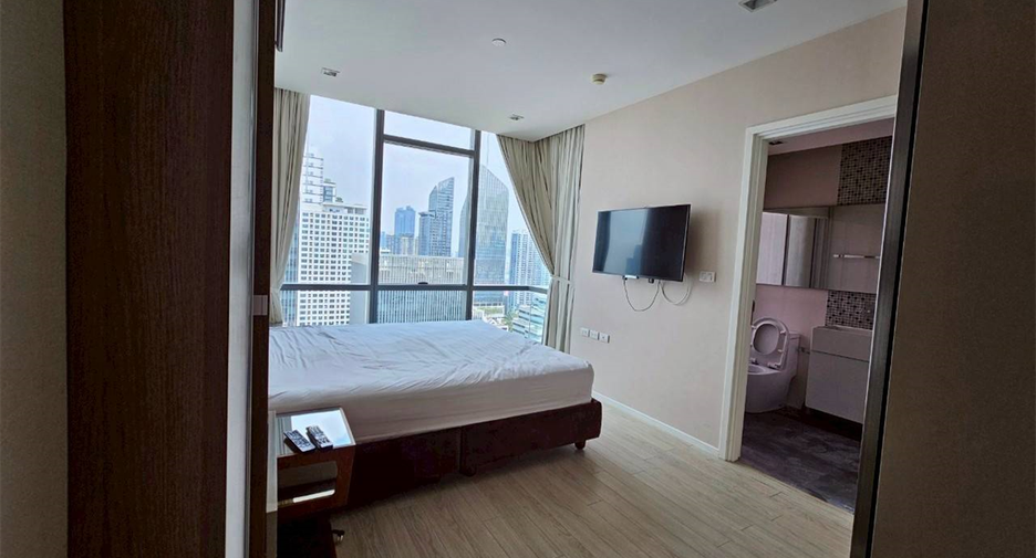 For rent 2 bedrooms condo in Watthana, Bangkok