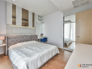 For rent 2 bedrooms condo in Khlong San, Bangkok