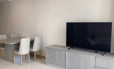 For rent 2 bedrooms condo in Yan Nawa, Bangkok