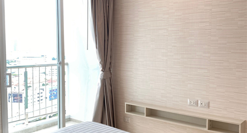 For rent 2 bedrooms condo in Yan Nawa, Bangkok