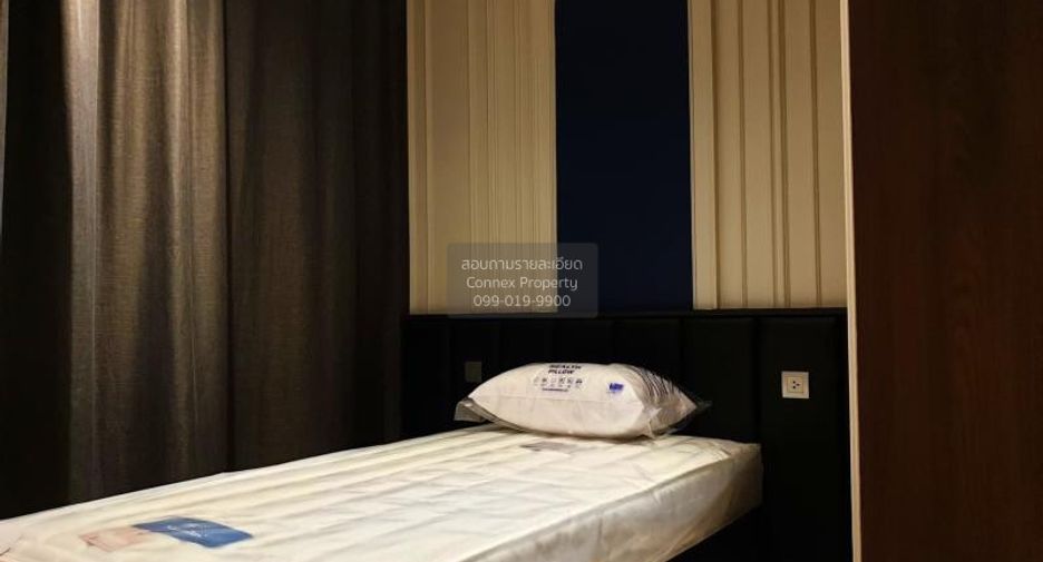 For rent 2 bedrooms condo in Bang Rak, Bangkok
