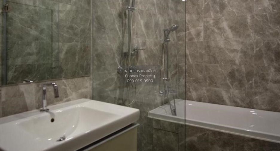 For rent 2 bedrooms condo in Pathum Wan, Bangkok