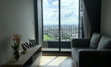 Condo en alquiler de 1 habitaciones en Bang Na, Bangkok