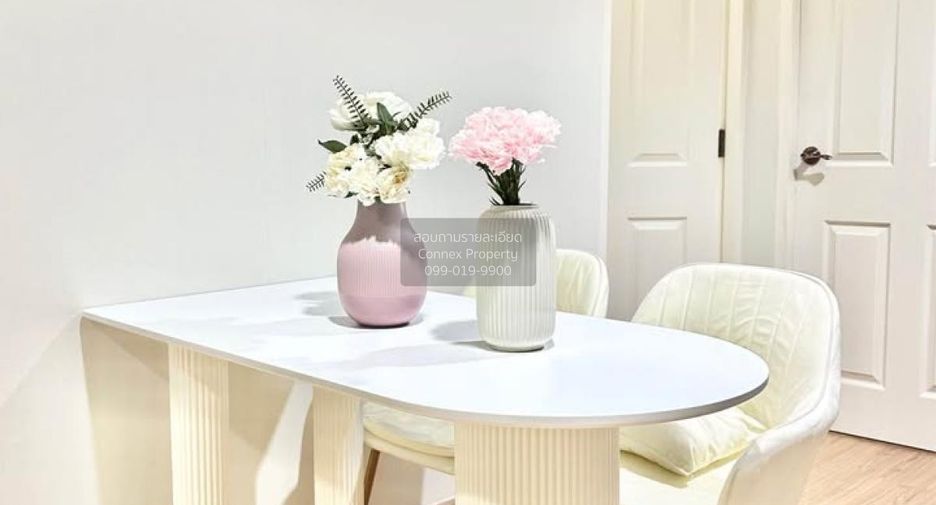For rent 3 bedrooms condo in Bang Kapi, Bangkok