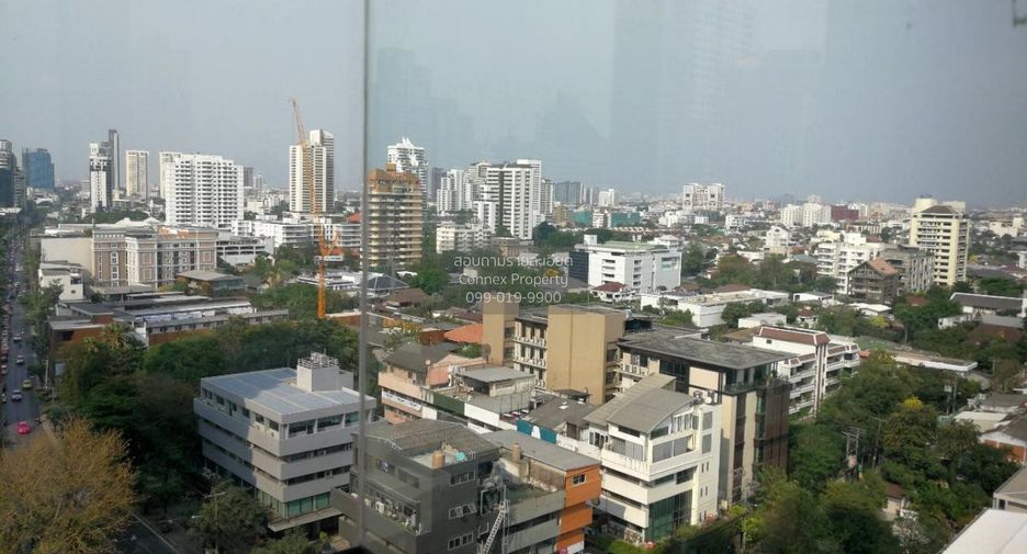 For rent 2 bedrooms condo in Watthana, Bangkok