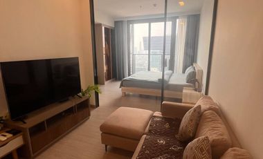 À vendre 1 chambre condo à Huai Khwang, Bangkok