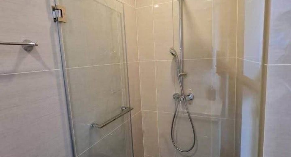 For sale 1 bed condo in Khlong Toei, Bangkok