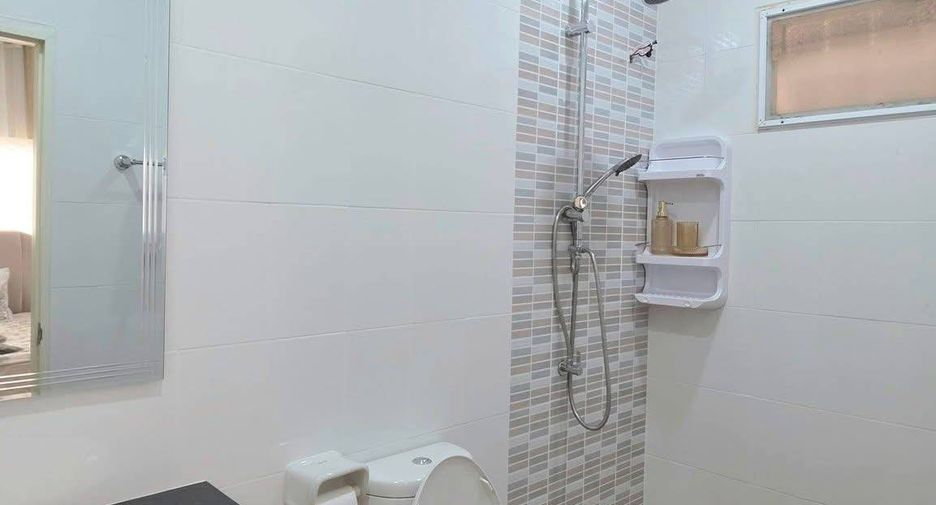 Haus zum Kauf mit 3 Zimmer in Bang Lamung, Chonburi
