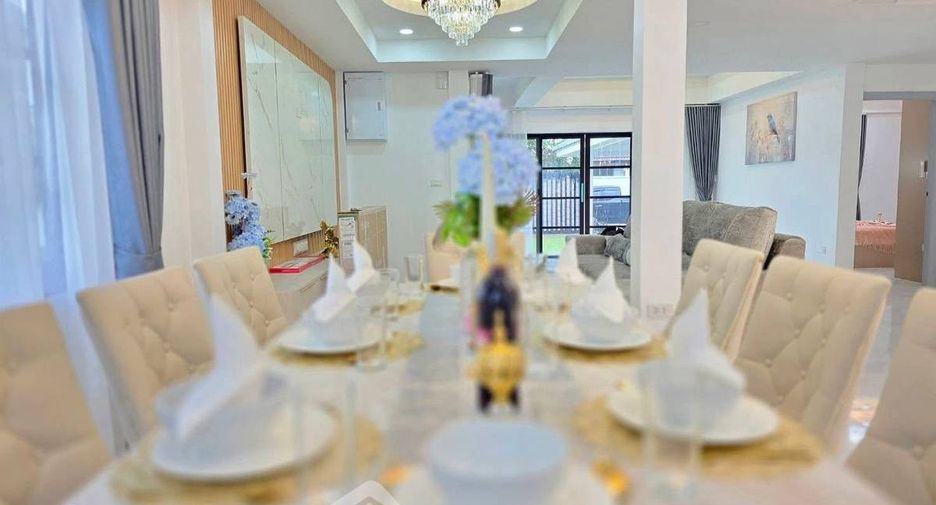 For sale 4 bedrooms condo in Bang Lamung, Chonburi