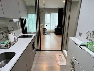 For sale 1 bed condo in Huai Khwang, Bangkok