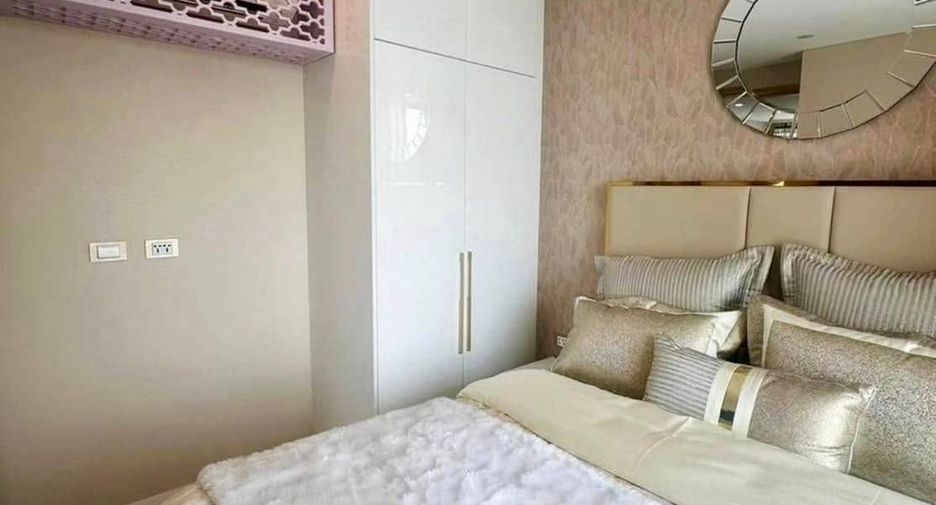 Аренда и продажа 3 спальни кондо в Йомтиен, Паттайя